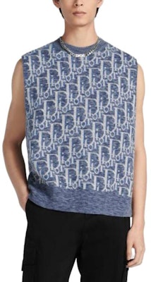 ディオール ブルー ノースリーブ ニット セーター ロゴ ジャカード パターン付き. 393M662AT662-C580 Shop ディオール ブルー ノースリーブ ニット セーター ロゴ ジャカード パターン付き. 393M662AT662-C580