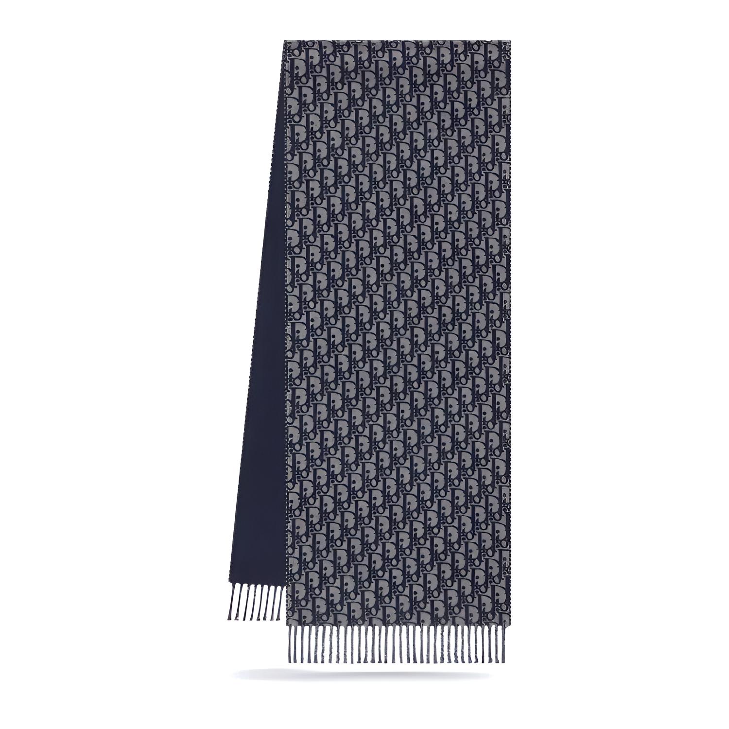 Lookbook 디올 블루 울 캐시미어 스카프 플로럴 패턴. 49E0005A0982_C588