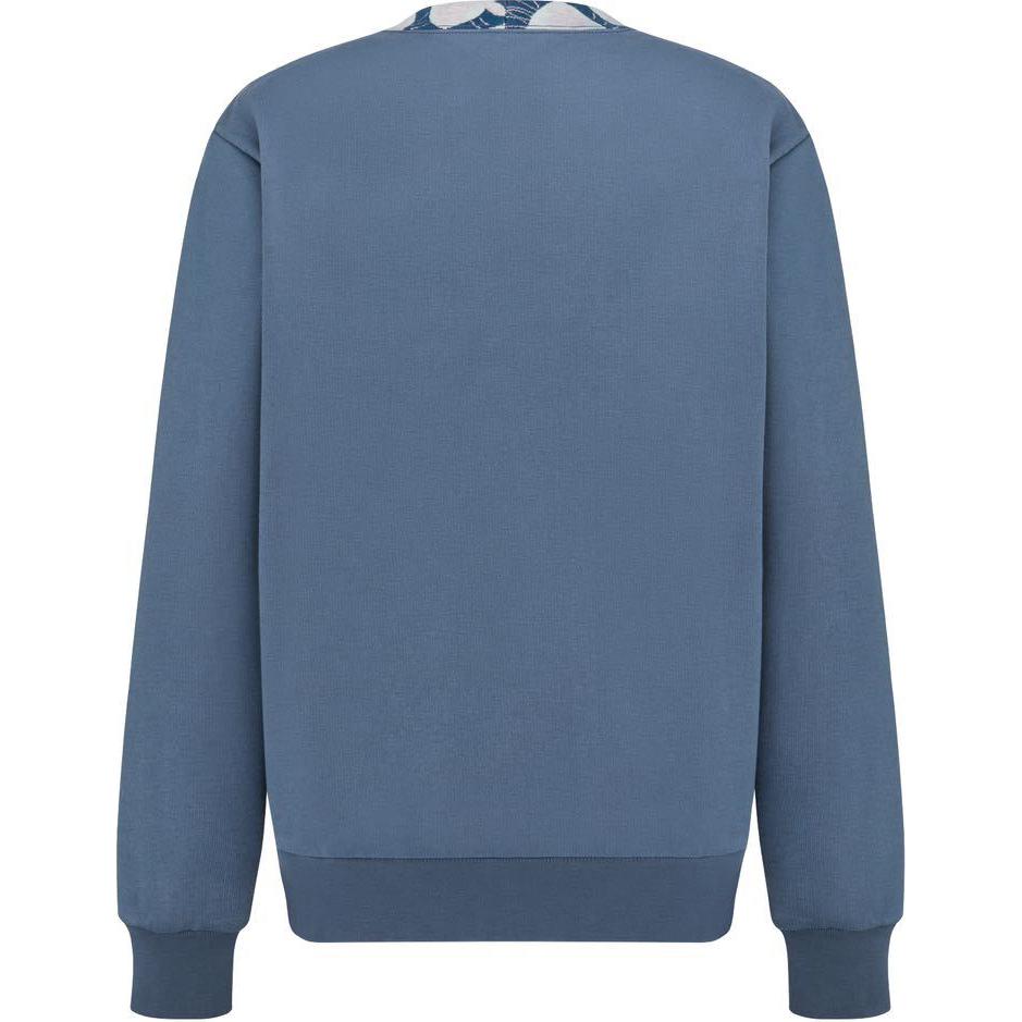 Lookbook DIOR  Embroidered Logo Crewneck Sweatshirt Misty Blue. 383J694A0807-C585