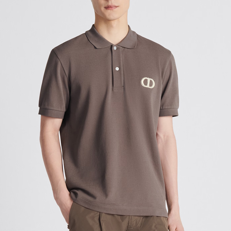 Shop DIOR Baju Polo Coklat Potongan Lurus Logo Sulam. 013J800A0373-C771