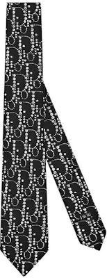 DIOR Fashionable Silk Tie with Minimalist Letter Print. 24C1047B0729-C980 Order DIOR Fashionable Silk Tie with Minimalist Letter Print. 24C1047B0729-C980