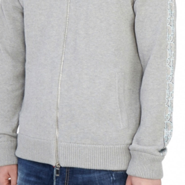 Sizing DIOR Sweater Rajut Abu-Abu dengan Kerah Tinggi, Garis Samping & Ritsleting Kasual. 113M223AT187-C885