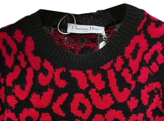 디올 레드 레오파드 프린트 반팔 니트 상의. 144S73AM067-0018 Purchase 디올 레드 레오파드 프린트 반팔 니트 상의. 144S73AM067-0018