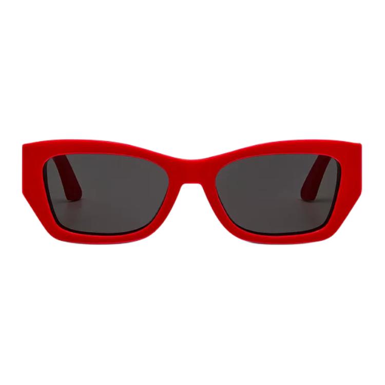 Lookbook DIOR Cermin Mata Merah Square dengan Logo Huruf Emas. MISSS1FXR_35A0