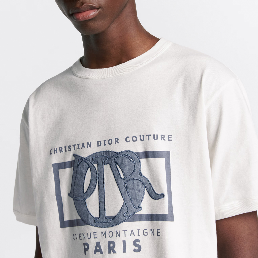 Sizing DIOR SS24 Camiseta Blanca Suelta con Logo Estampado. 493J642A0817-C085