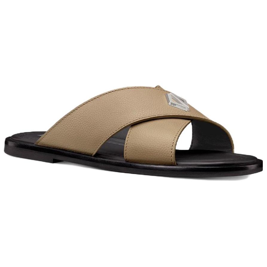 Lookbook Sandal Rata Kulit Dior Alias 'Beige'. 3SA125YJK_H700