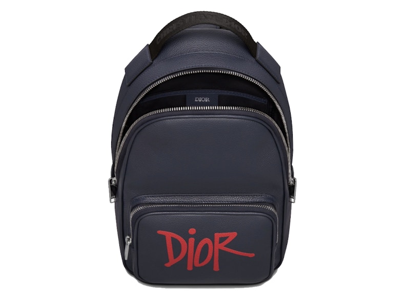 Lookbook 迪奥Shawn海军蓝斜挎双肩包