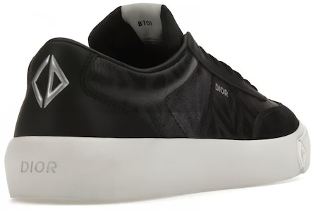 DIOR迪奧 B101 皮革 徽標 低筒繫帶 時尚板鞋 男款 黑色 Shop DIOR迪奧 B101 皮革 徽標 低筒繫帶 時尚板鞋 男款 黑色