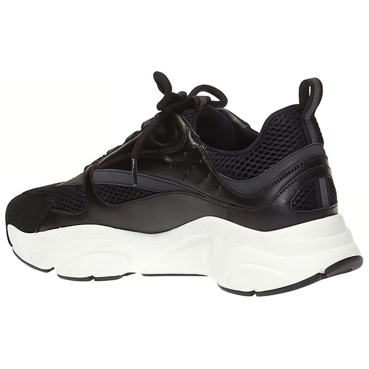 Shop Dior B22 ロー "ブラック" 3SN231YKD_960