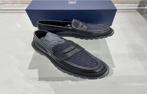 디올 B23 하이탑 블랙 오블리크 (Dior B23 High Black Oblique) 3LO103ZCD969 Buy 디올 B23 하이탑 블랙 오블리크 (Dior B23 High Black Oblique) 3LO103ZCD969