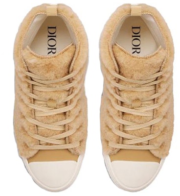 Dior B23 Tinggi Atas ERL Beju Bulu Bebiri dengan Motif Arnab 3SH129ZTR_H100 Lookbook Dior B23 Tinggi Atas ERL Beju Bulu Bebiri dengan Motif Arnab 3SH129ZTR_H100