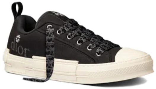 디올 B23 스케이터 로우탑 ERL 블랙 캔버스 3SN292ZWC_H968 Lookbook 디올 B23 스케이터 로우탑 ERL 블랙 캔버스 3SN292ZWC_H968