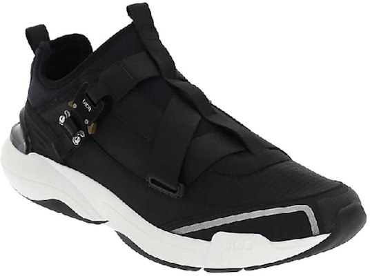 Dior B24 Runtek 'Hitam' 3SH119YNJ-H960 Lookbook Dior B24 Runtek 'Hitam' 3SH119YNJ-H960