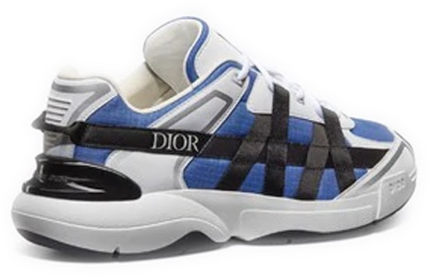 Dior B24 Runtek 'Biru Putih' 3SN250YUE_H560 Lookbook Dior B24 Runtek 'Biru Putih' 3SN250YUE_H560