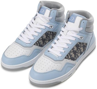 Dior B27 Tinggi 'Biru Muda' 3SH133ZIR_H580 Lookbook Dior B27 Tinggi 'Biru Muda' 3SH133ZIR_H580