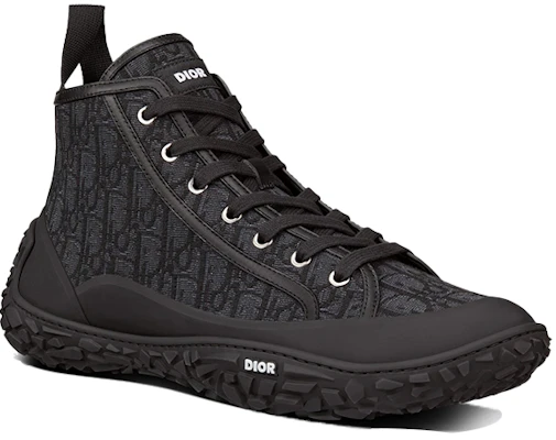 Sepatu Boot Dior B28 Diorizon 'Dior Oblique - Hitam' 3SH131ZJW_H969 Lookbook Sepatu Boot Dior B28 Diorizon 'Dior Oblique - Hitam' 3SH131ZJW_H969