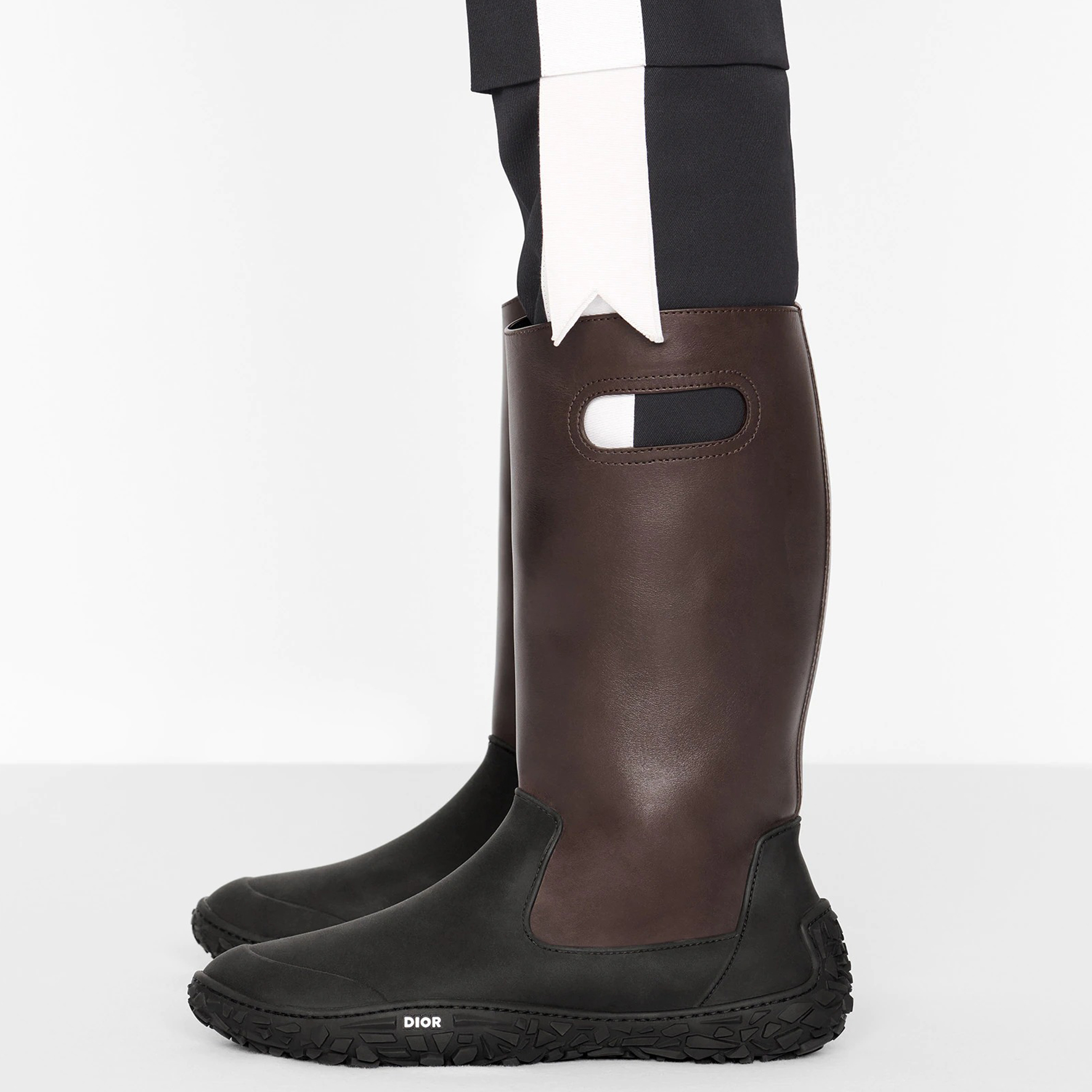 Cheap Dior B28 Mid-Top 'Kulit Anak Sapi Cokelat Halus' 3BO263ZLB_H769