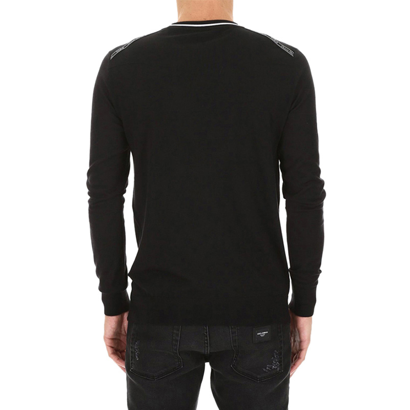 Shop ディオール ブラック クルーネック スウェット シャツ ロゴ刺繍入り. 833M655KT-332-380