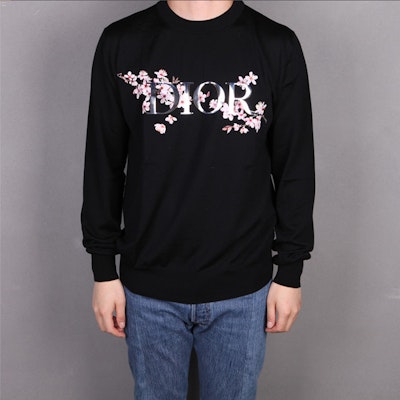 DIOR 黑色激光字櫻花針織羊毛毛衣 男女適用 933M642CT049-980 Lookbook DIOR 黑色激光字櫻花針織羊毛毛衣 男女適用 933M642CT049-980