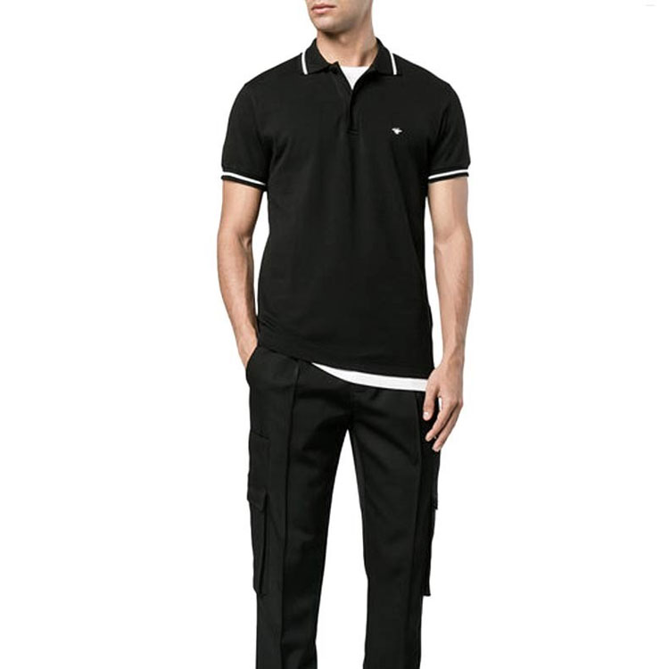 Shop DIOR Kaos Polo Hitam dengan Desain Bordir Lebah. 733J805B0373-C970