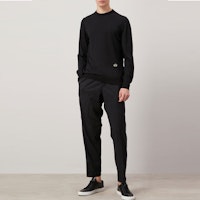 Dior Sweater Hitam Lebah Bordir Desain Crew Neck Wol. 933M642BT968-982 1