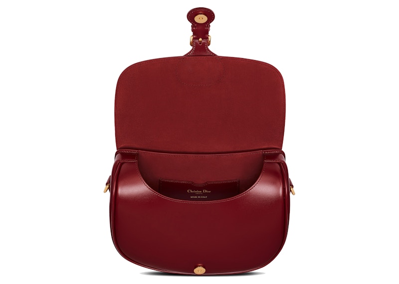 Lookbook 디올 보비 백 미디엄 벽돌레드
