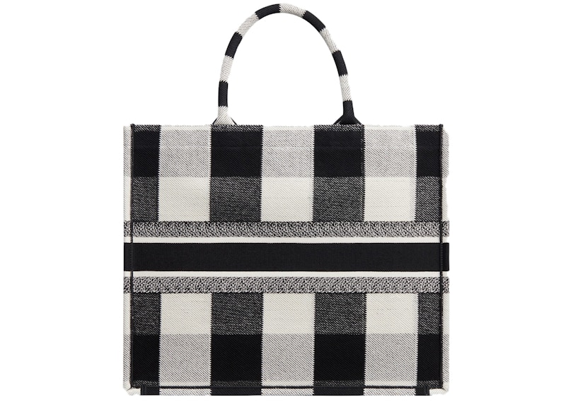 Order Dior Book Tote Kotak Putih/Hitam