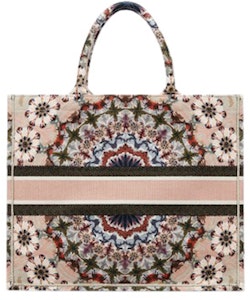 ディオール ブックトート カレイドスコープ マルチカラー Order ディオール ブックトート カレイドスコープ マルチカラー