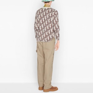 Dior Sweater Rajut Crewneck Coklat Wool Cashmere 033M628AT179-C081 Shop Dior Sweater Rajut Crewneck Coklat Wool Cashmere 033M628AT179-C081