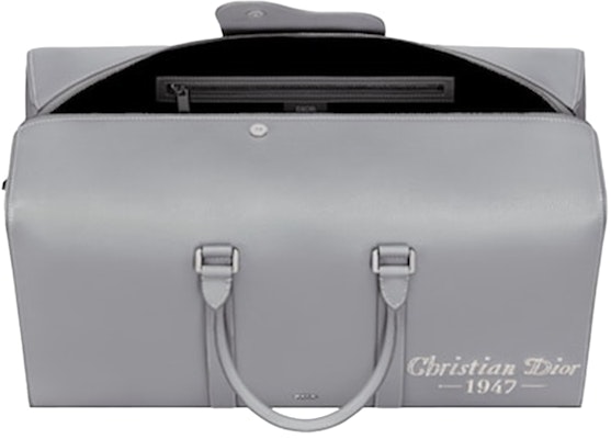 Birkenstock聯名Dior 1947款Signature Lingot 50灰色手提袋 Lookbook Birkenstock聯名Dior 1947款Signature Lingot 50灰色手提袋