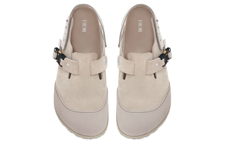 Shop Dior 與 Birkenstock 聯名的 Greige 塗鴉風 Tokio 木屐拖鞋 3SA116ZSD_H161