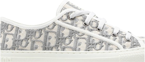 (W) Dior Walk'N'Dior Bordir Kanvas Rendah 'Abu-Abu' KCK211OBE_S33G Order (W) Dior Walk'N'Dior Bordir Kanvas Rendah 'Abu-Abu' KCK211OBE_S33G