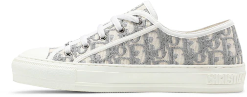 (W) Dior Walk'N'Dior Bordir Kanvas Rendah 'Abu-Abu' KCK211OBE_S33G Lookbook (W) Dior Walk'N'Dior Bordir Kanvas Rendah 'Abu-Abu' KCK211OBE_S33G