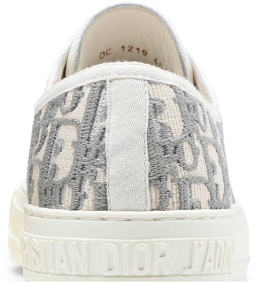 (W) Dior Walk'N'Dior Kanvas Sulam Rendah 'Kelabu' KCK211OBE_S33G Sizing (W) Dior Walk'N'Dior Kanvas Sulam Rendah 'Kelabu' KCK211OBE_S33G