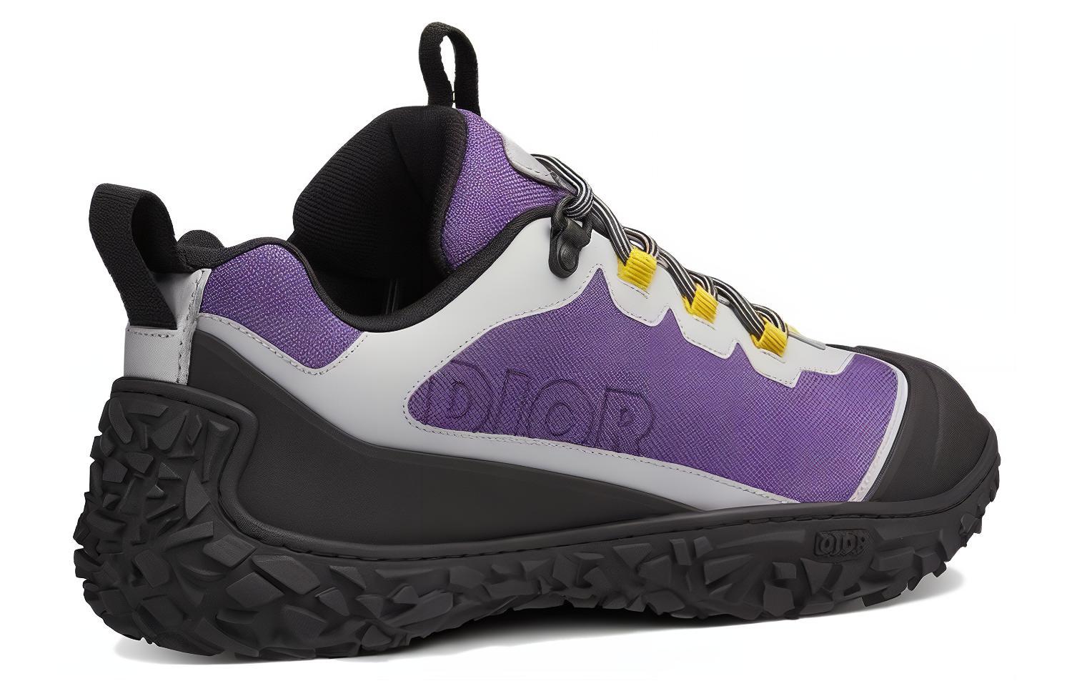 Shop Dior ディオリゾン ハイキングシューズ パープル 3DE349ZRT-H400
