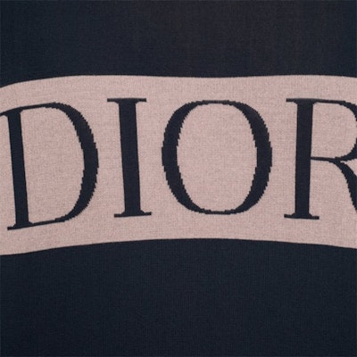DIOR Embroidered-Tech Cashmere Sweater in Navy Blue 943M667AT051-584 Sizing DIOR Embroidered-Tech Cashmere Sweater in Navy Blue 943M667AT051-584