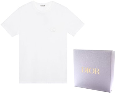 ディオール 刺繍ロゴ ショートスリーブTシャツ ホワイト ティー 013J600A0677-C080 Shop ディオール 刺繍ロゴ ショートスリーブTシャツ ホワイト ティー 013J600A0677-C080