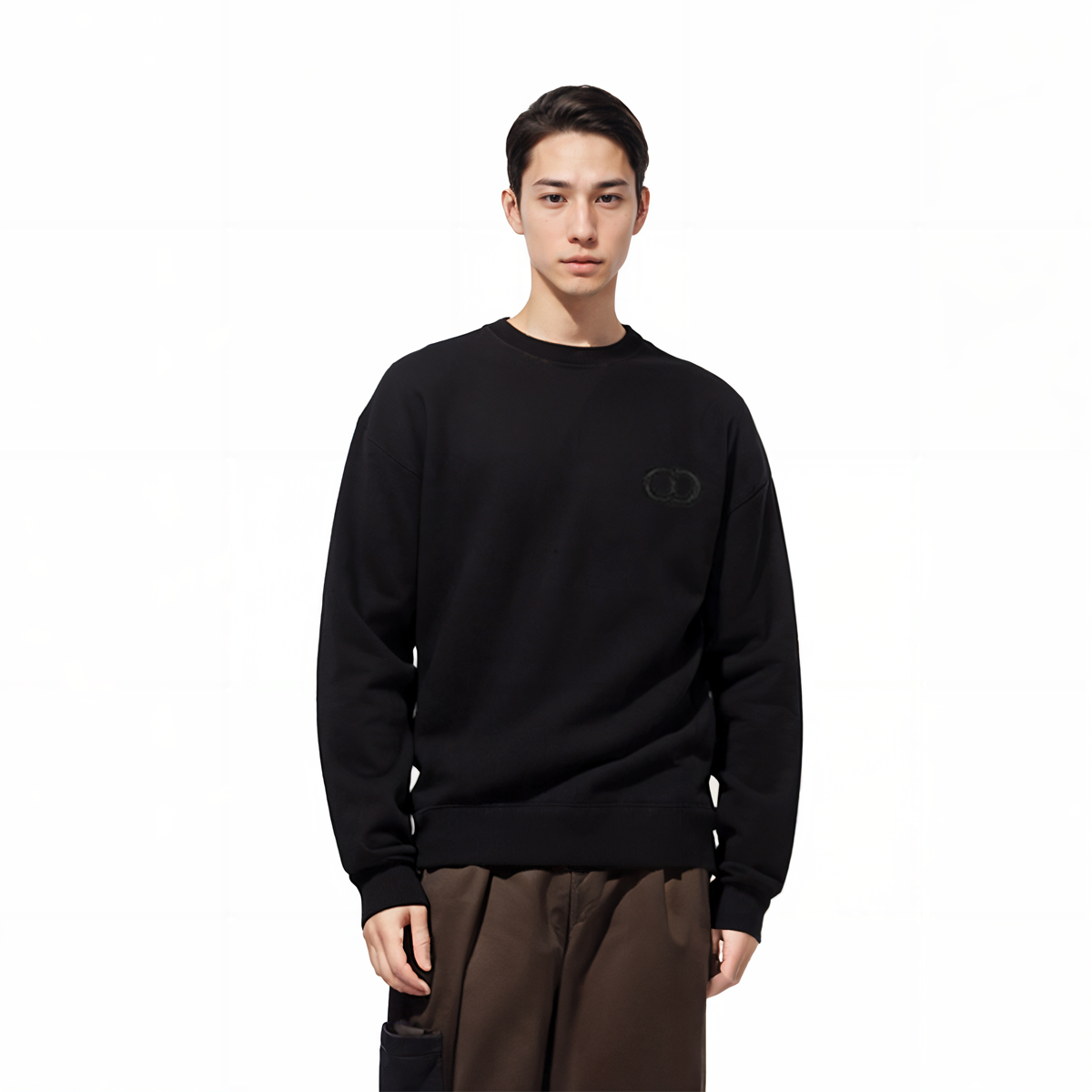 Purchase 디올 에센셜 "CD 아이콘" 블랙 스웻셔츠 943J612A0531-C989