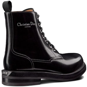 Dior Evidence Sepatu Boot Pendek 'Kulit Hitam Cut-Out' 3BO304ZGK_H969 Shop Dior Evidence Sepatu Boot Pendek 'Kulit Hitam Cut-Out' 3BO304ZGK_H969