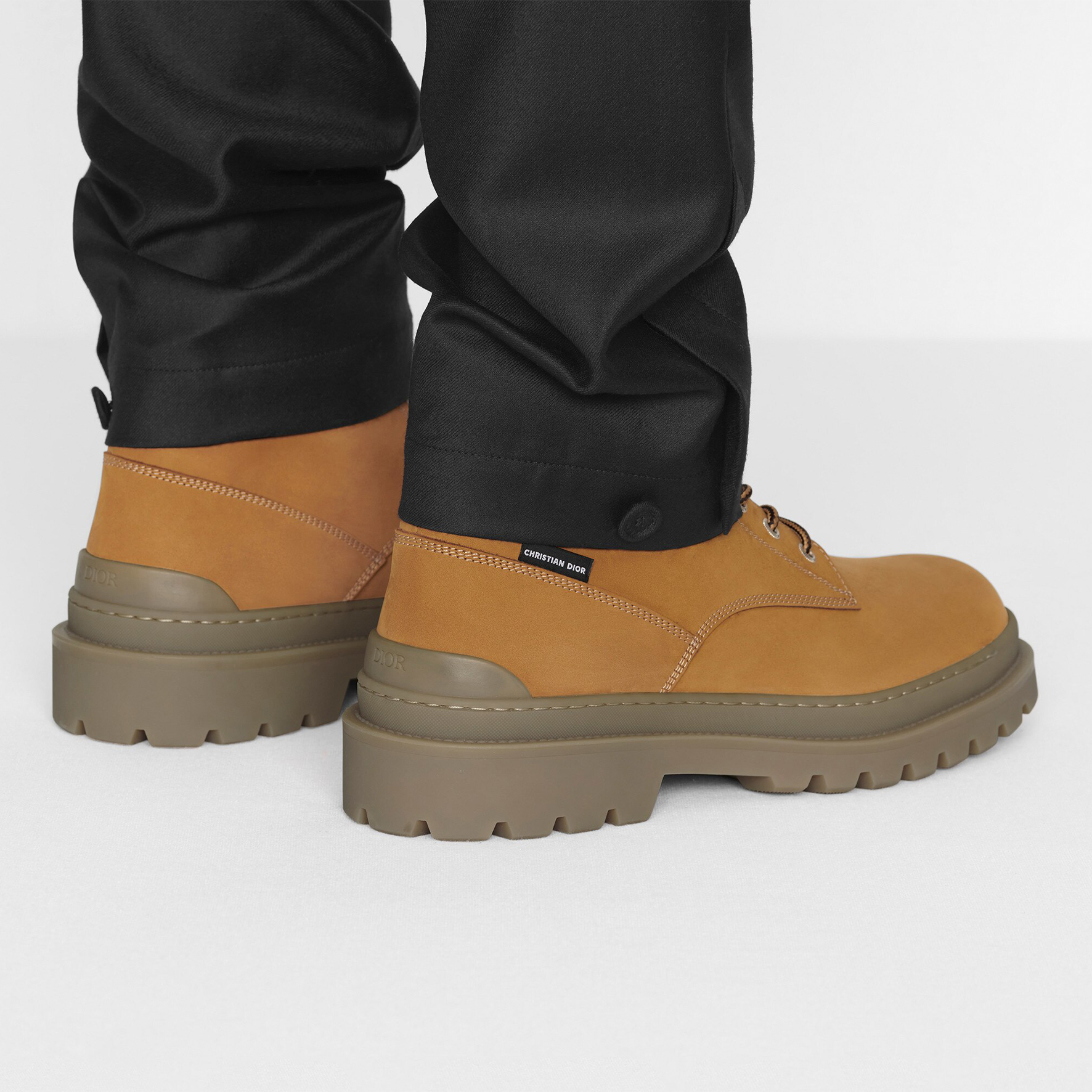 Lookbook 디올 익스플로러 부츠 (브라운) 3BO249ZJH_H167