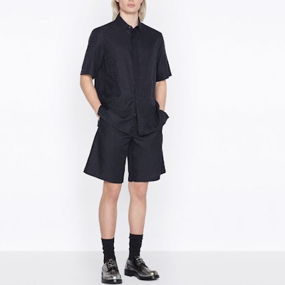 DIOR 2022秋冬蓝色Logo印花休闲直筒短裤. 013C121A5231-C575 Shop DIOR 2022秋冬蓝色Logo印花休闲直筒短裤. 013C121A5231-C575