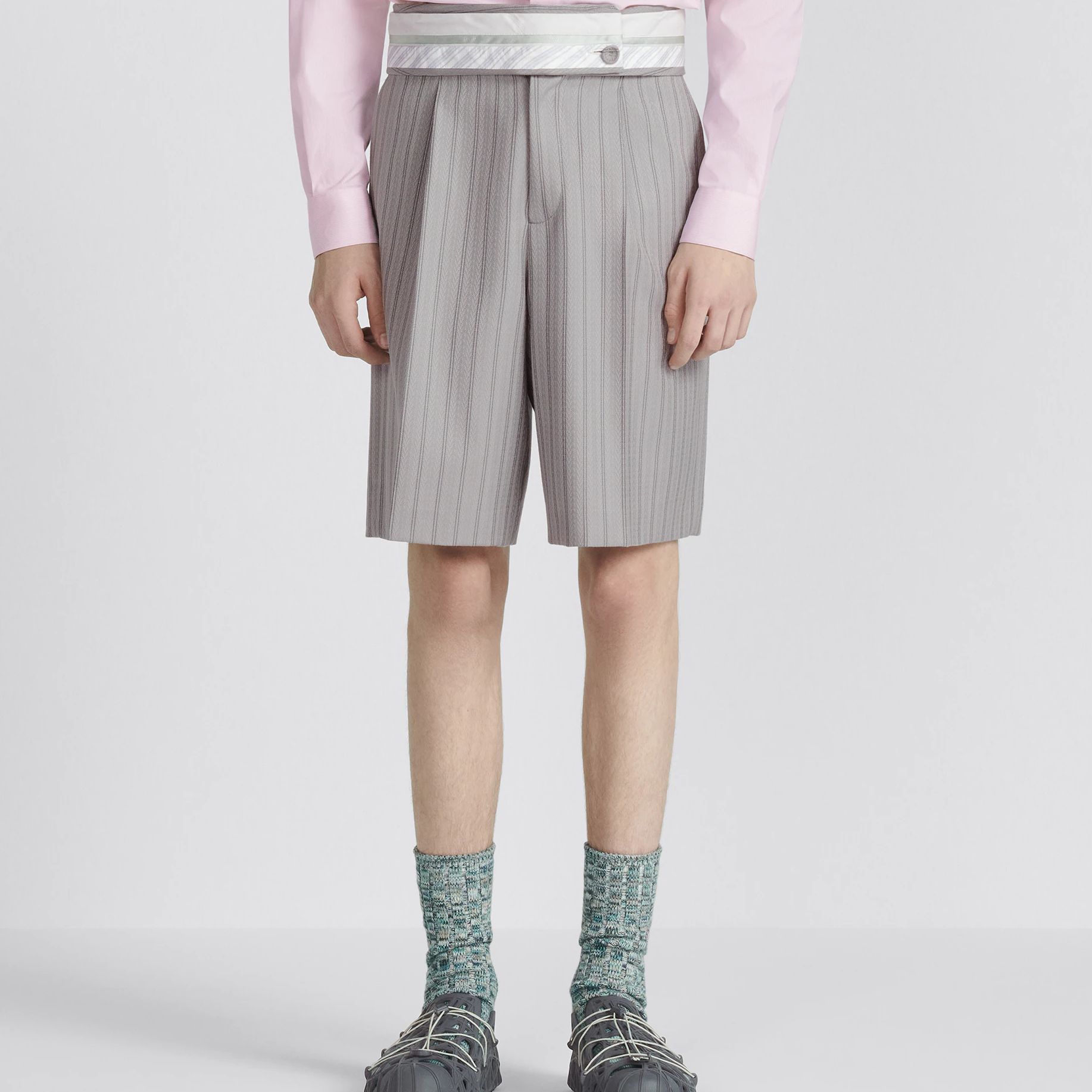 DIOR FW22  Gray Mid-Rise Straight Shorts with Contrasting Stripe Trim 383C132A5718-C888 圖 5