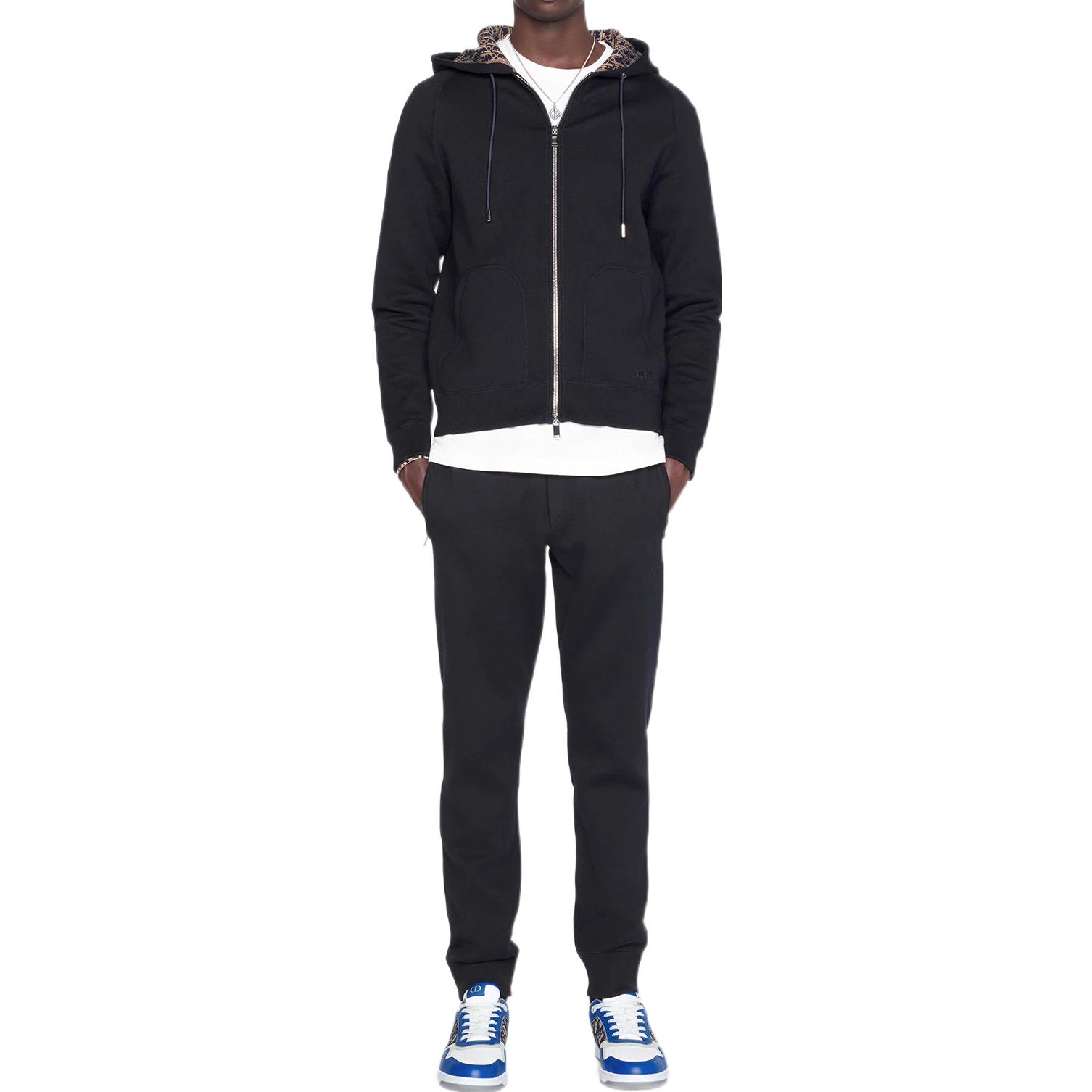 Shop DIOR FW22 ネイビーブルー モノグラムプリント スウェットシャツ. 113M221AT225-C581