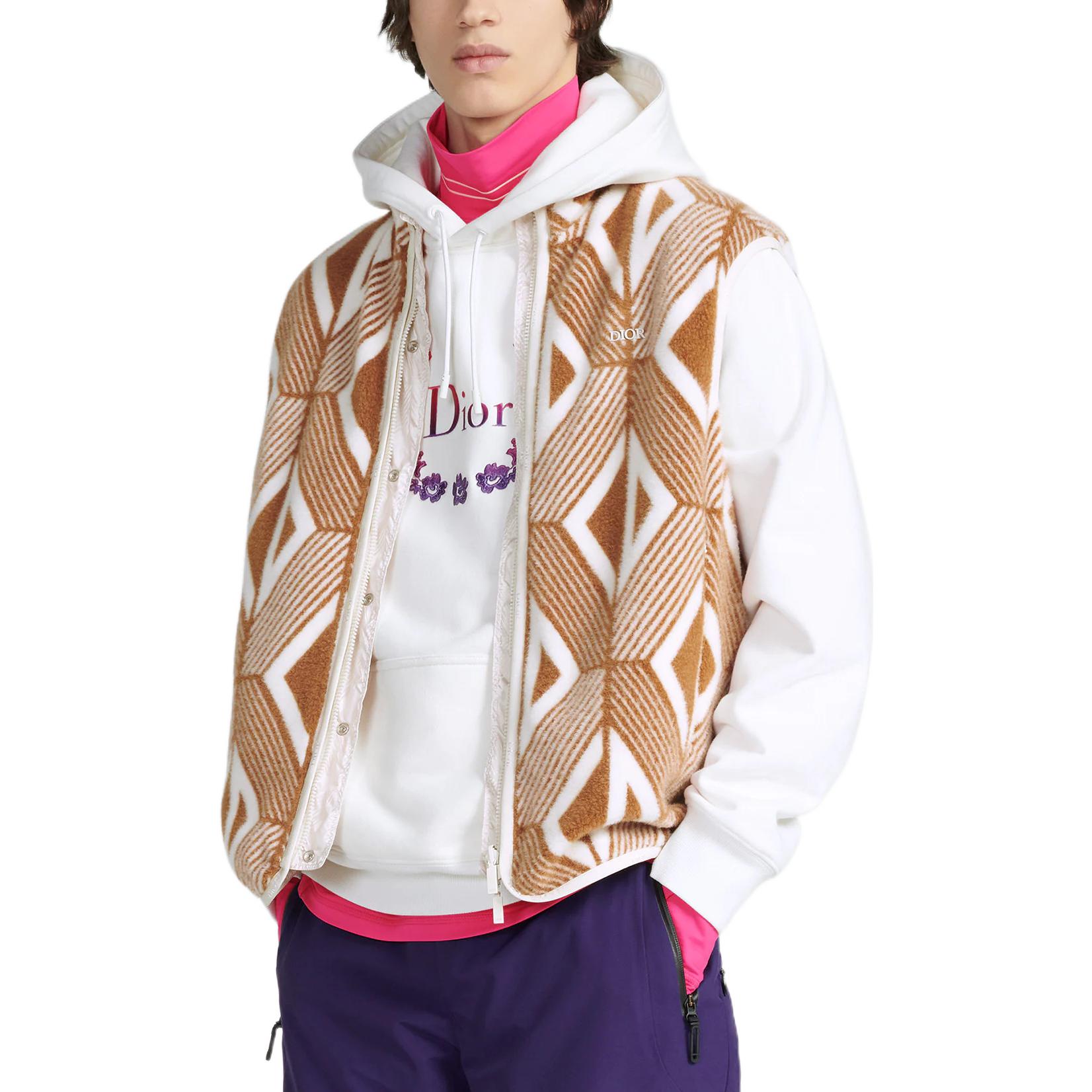 Shop 디올 FW22 리버시블 지오메트릭 자카드 조끼 브라운 민소매 집업. 313J430A0812-C780