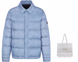 Shop DIOR FW23 藍色提花印花羽絨外套,領口設計與鈕扣開合 293C436A4462-C579
