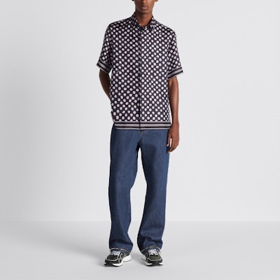 DIOR FW23 ブルー ストレートジップカジュアルデニムジーンズ. 343D026A337X-C530 Shop DIOR FW23 ブルー ストレートジップカジュアルデニムジーンズ. 343D026A337X-C530