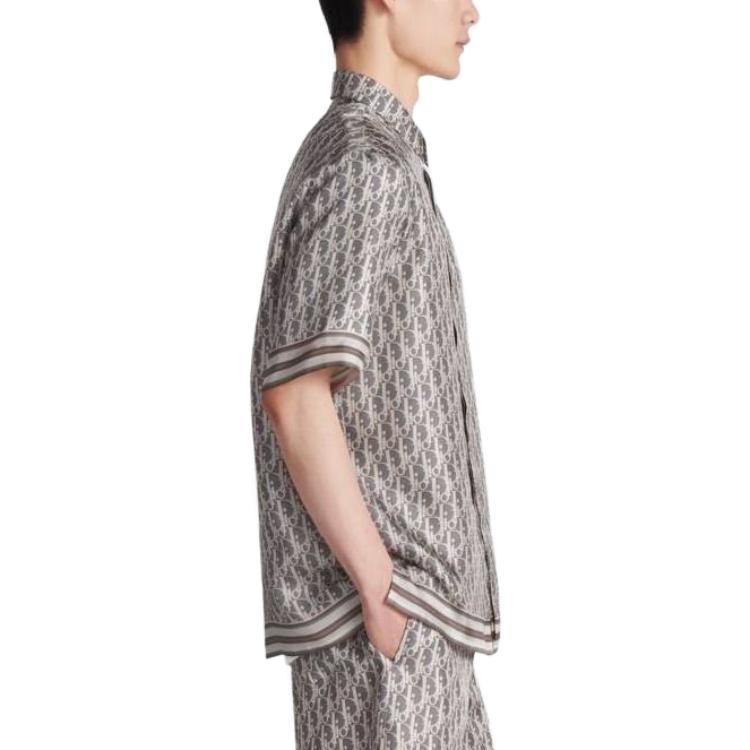 Details for Camiseta Gris DIOR FW23 de Manga Corta con Estampado de Logotipo Completo. 193C545A475-1C881