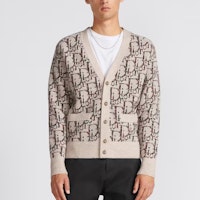 DIOR FW23 Sweater Rajut V-Neck Wool Oblique Jacquard Khaki. 213M233AT662-C187 Shop DIOR FW23 Sweater Rajut V-Neck Wool Oblique Jacquard Khaki. 213M233AT662-C187