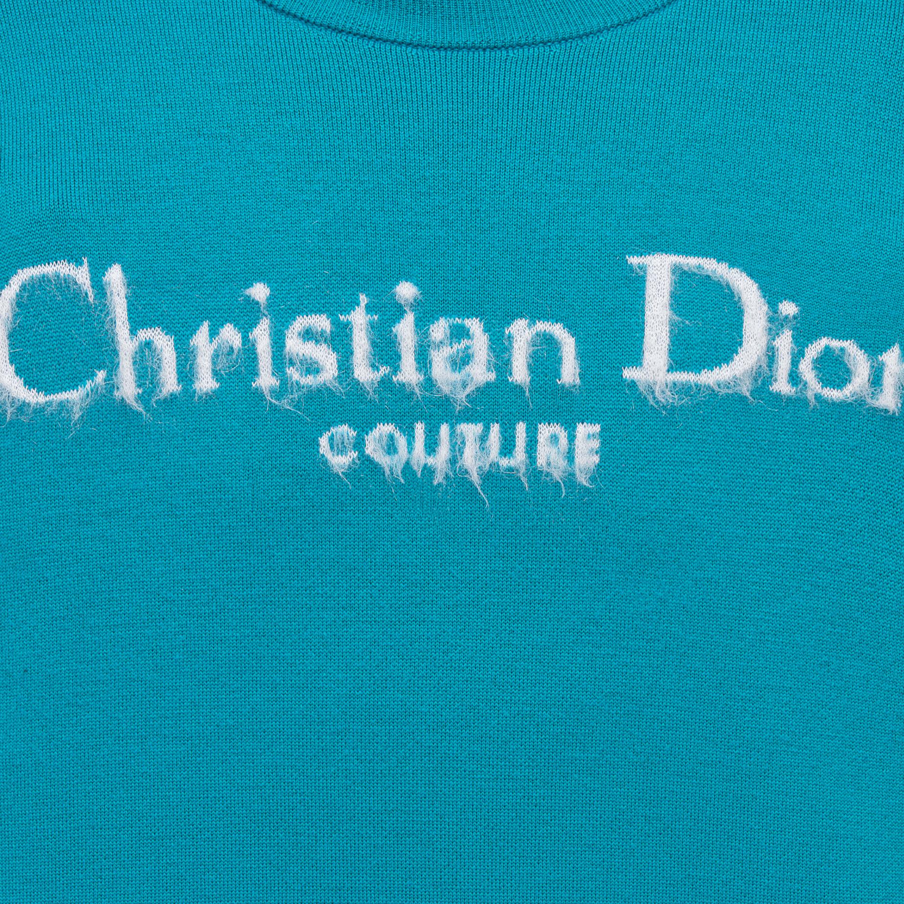 Sizing DIOR FW24 藍色刺繡標誌圓領毛衣。 443M645AT884-C580