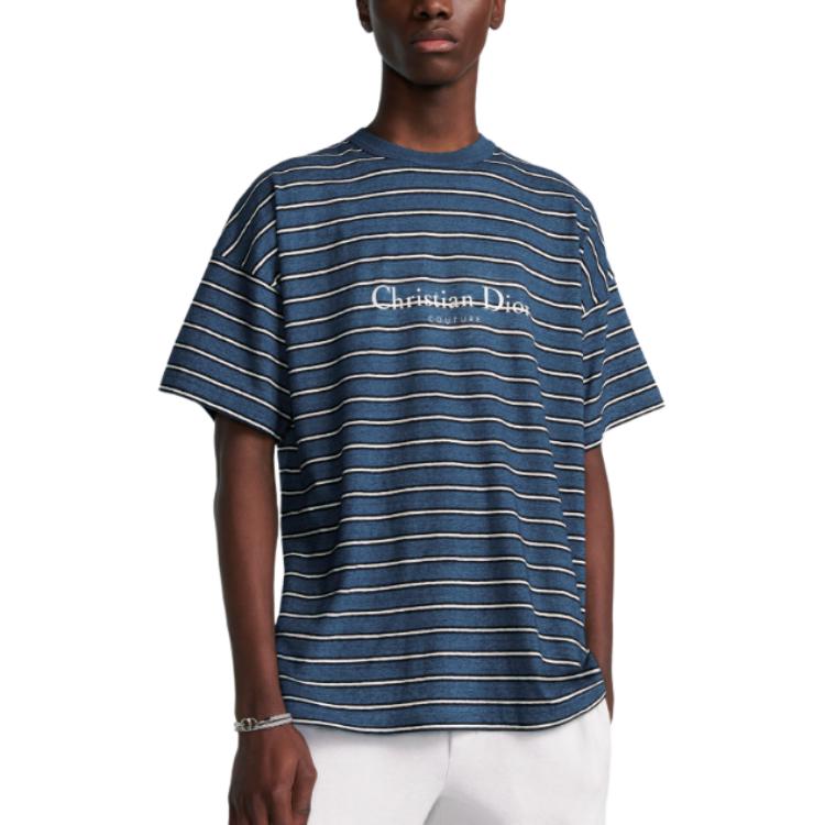 Shop 디올 FW24 스트라이프 로고 프린트 루즈핏 크루넥 티셔츠 블루 493J671B0938-C580
